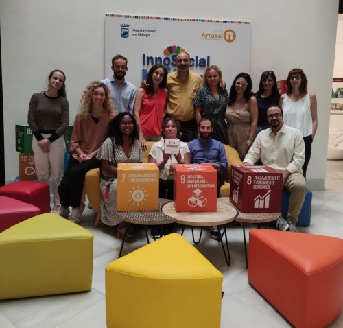 El Consorcio del Proyecto SOS CREATIVITY se reune en Málaga para celebrar los exitosos resultados del proyecto de 2 años dedicado a la inclusión digital de seniors 
